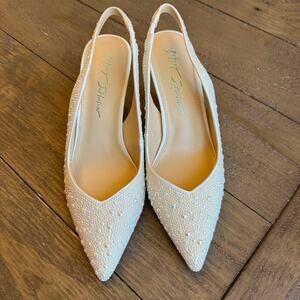 Betsey Johnson Clark Rhinestone Slingback Pumps Size 6 M Ivory Excellent Wedding